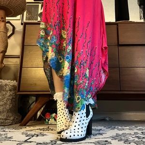 shoe cult by nasty gal black & white polka dot faux pony hair boots / sz 7.5